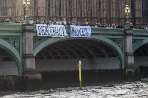 BANNER DROP
